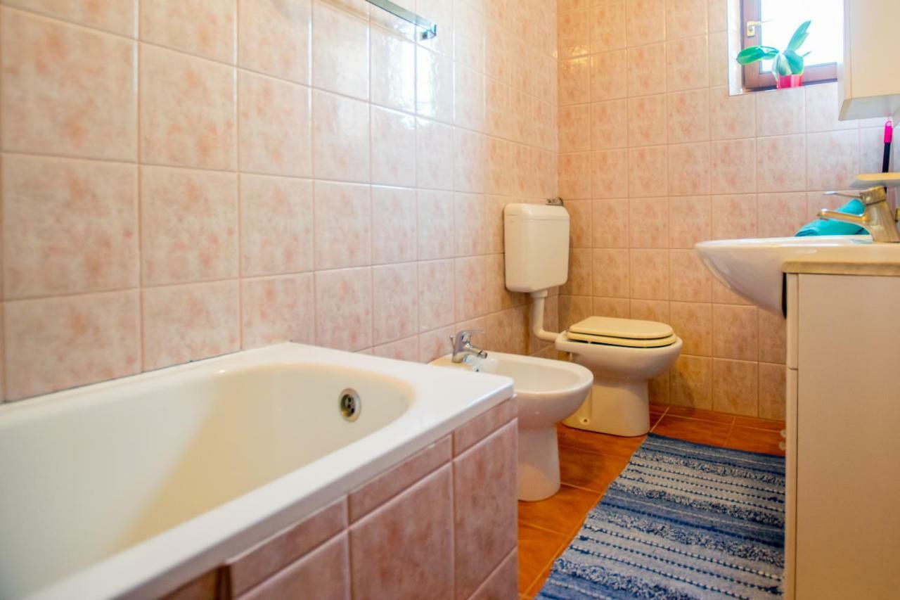 Apartments Mirjana Pula Zewnętrze zdjęcie